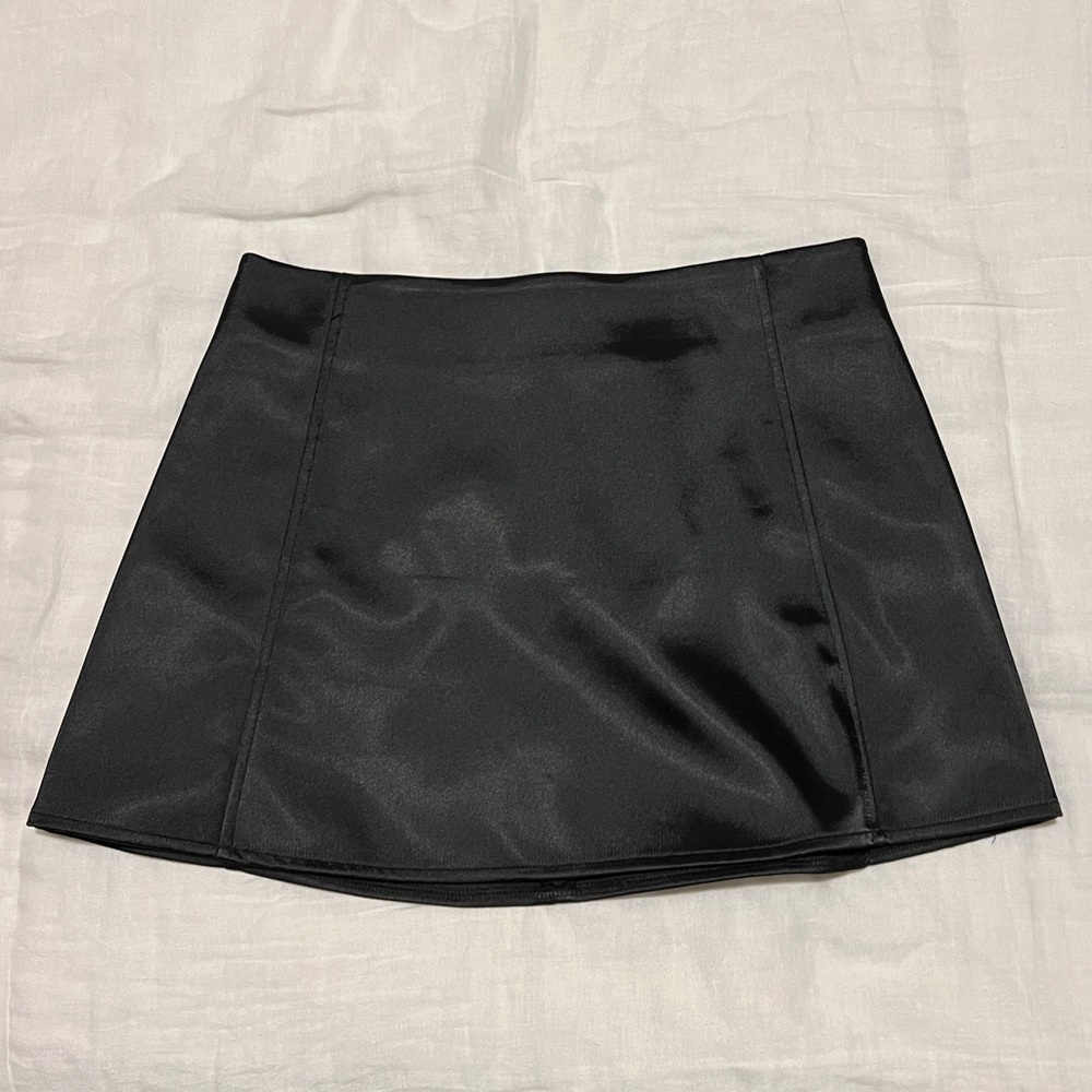 Never worn Zara A-line satin mini skirt
